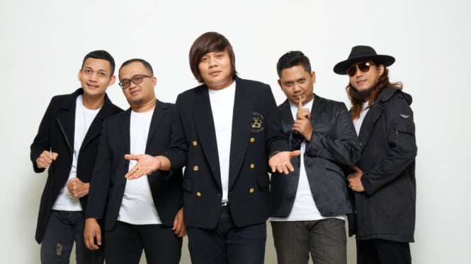 Mengenal Band Angkasa: Perjalanan dan Karya Musik Mereka